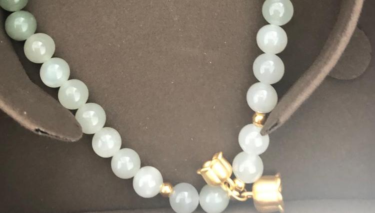 阿富汗玉和和田玉的区别