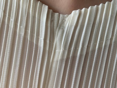 三宅褶皱面料是什么材质