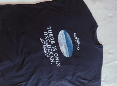 皮肤暗黄的人穿什么颜色显白