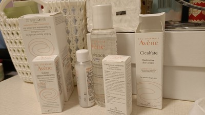 雅漾特护霜和修复霜的区别