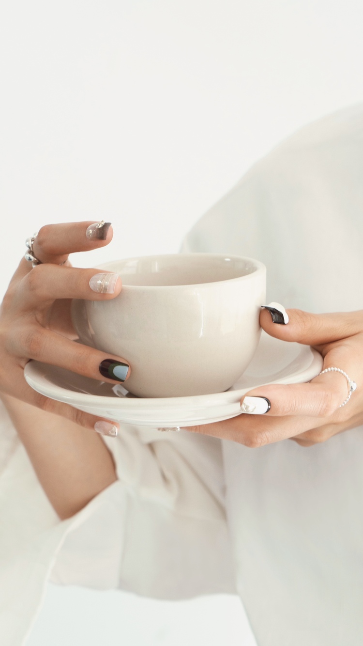 ins温柔风美甲，ins温柔风美甲品白