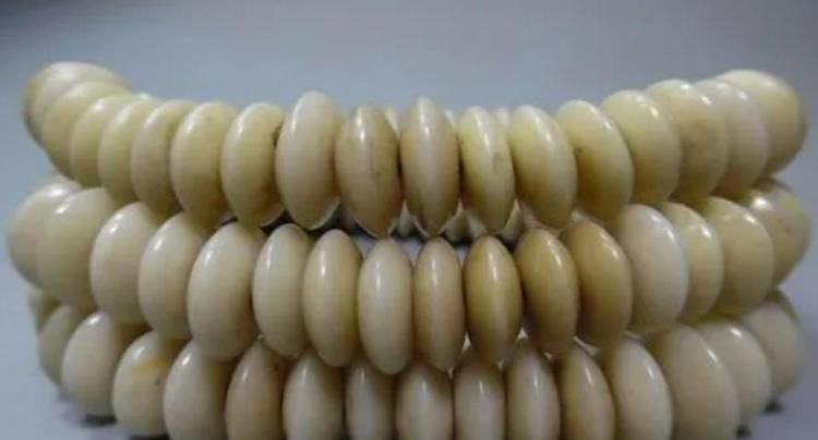 大猫骨手串怎么辨别真假