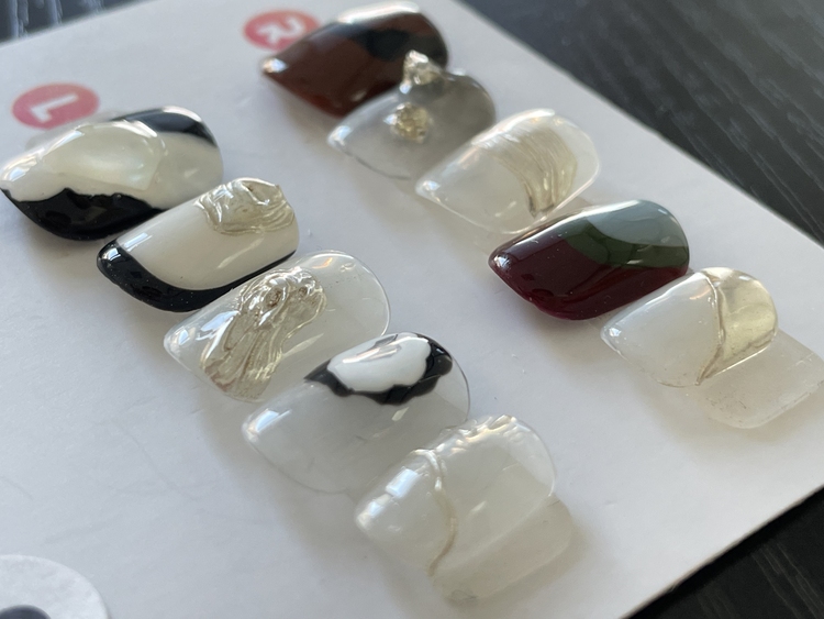 美甲ins冰透百搭简约