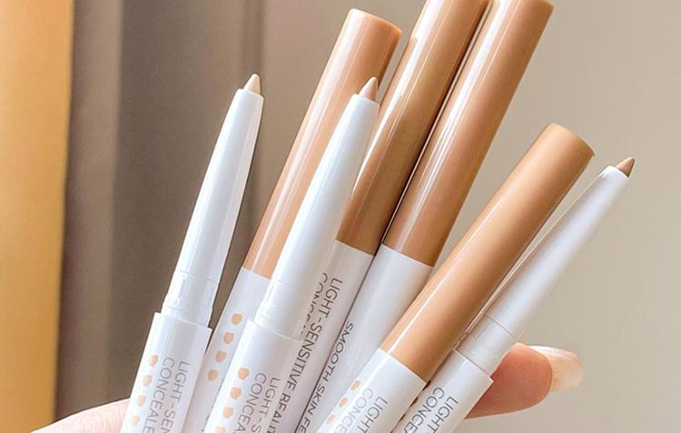 遮瑕笔怎么使用