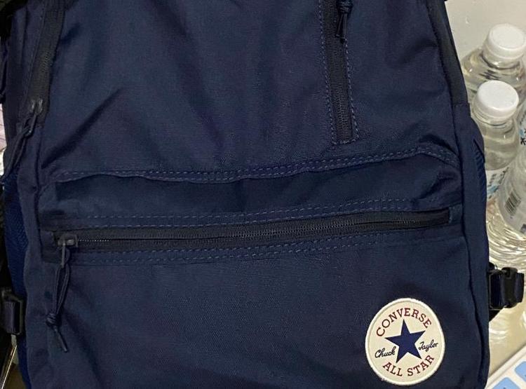 匡威书包怎么辨别真假