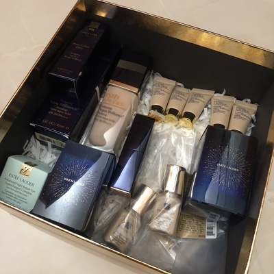 动车可以带化妆品乳液什么的吗