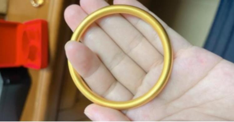 黄金发红是什么原因