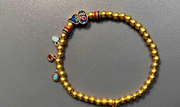 铜镀金会掉色吗