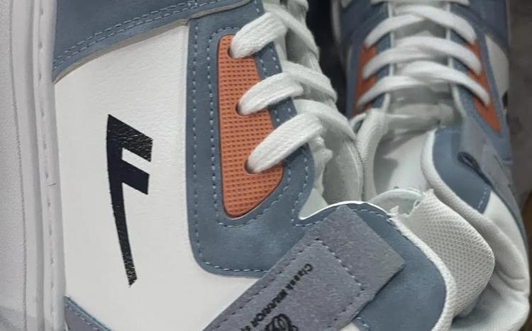 回力鞋商标有几种