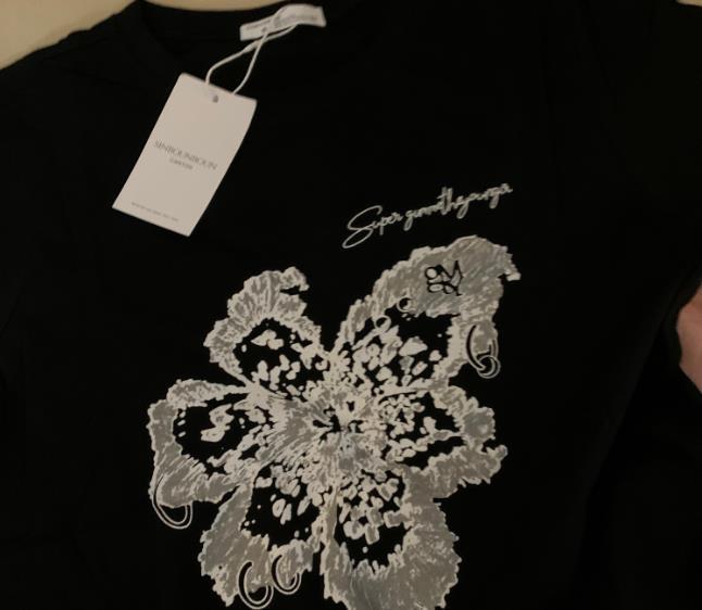 夏天穿什么料子的衣服最舒服凉快