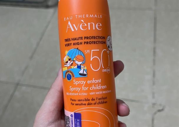 雅漾有防晒喷雾吗