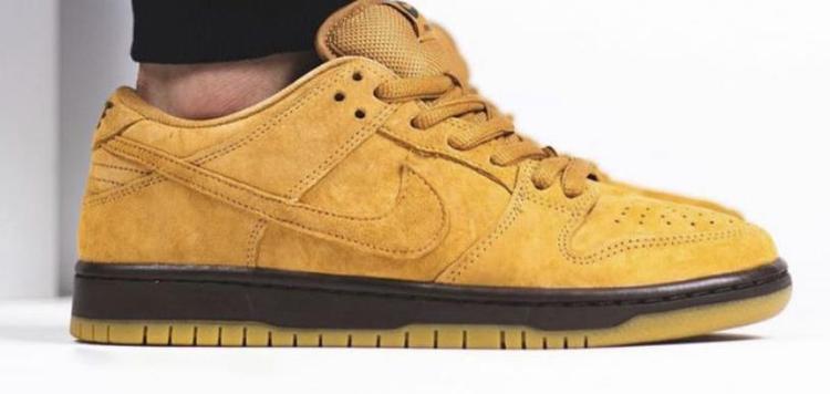 nike麂皮鞋怎么清洗