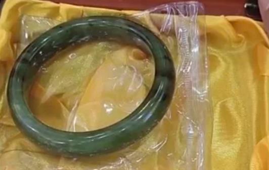 璧玉和碧玉的意思区别